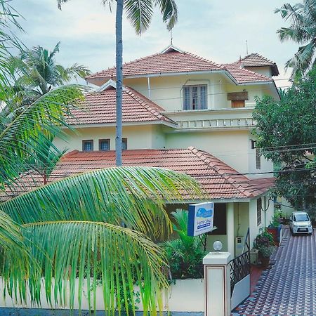 La Exotica Hotel Varkala Kültér fotó